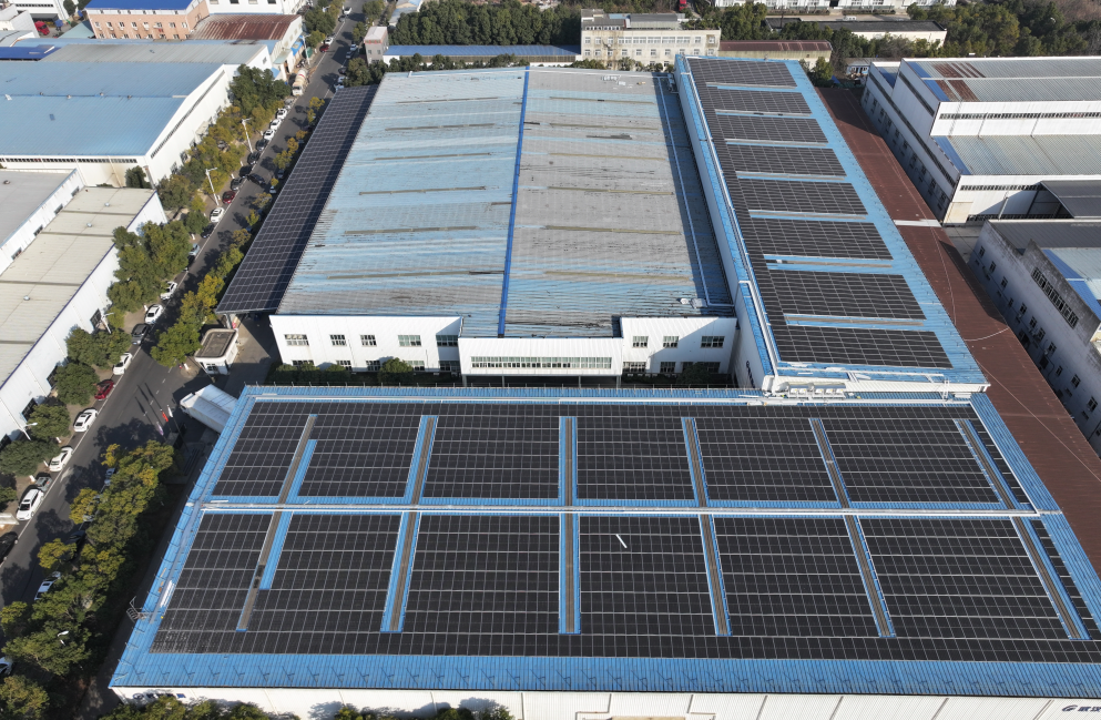 新年(nián)“開(kāi)門(mén)紅(hóng)”!德行(xíng)天下(xià)新能(néng)源投資承建的(de)武漢聚鵬精密1.4MW分(fēn)布式光(guāng)伏發電(diàn)項目順利竣工(gōng)并網